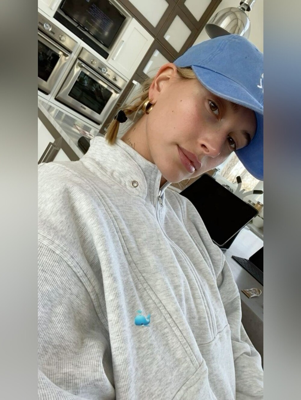 Joah Brown Retro Half Zip in Pearl Gray | Sweatshirt | O/S - Picture 12 of 14